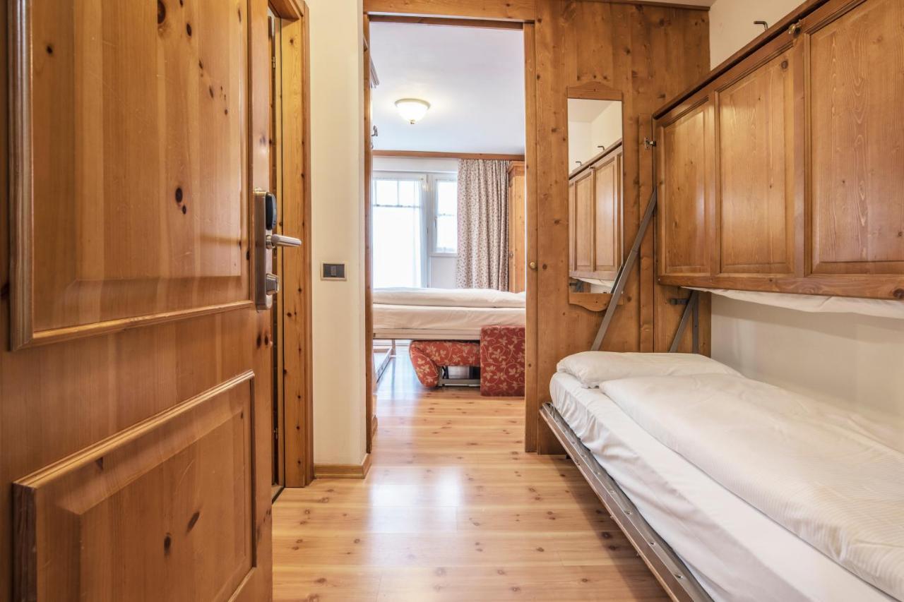 Sporting Aparthotel San Martino Di Castrozza Exterior photo