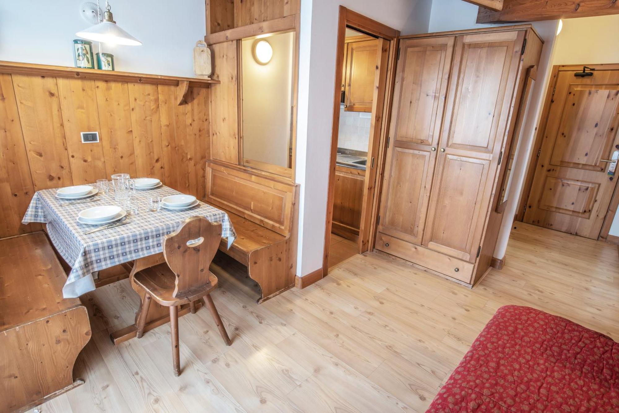 Sporting Aparthotel San Martino Di Castrozza Exterior photo